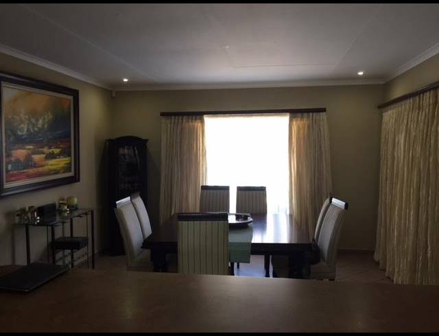 4 BEDROOM HOUSE TO LET IN SAFARI GARDENS